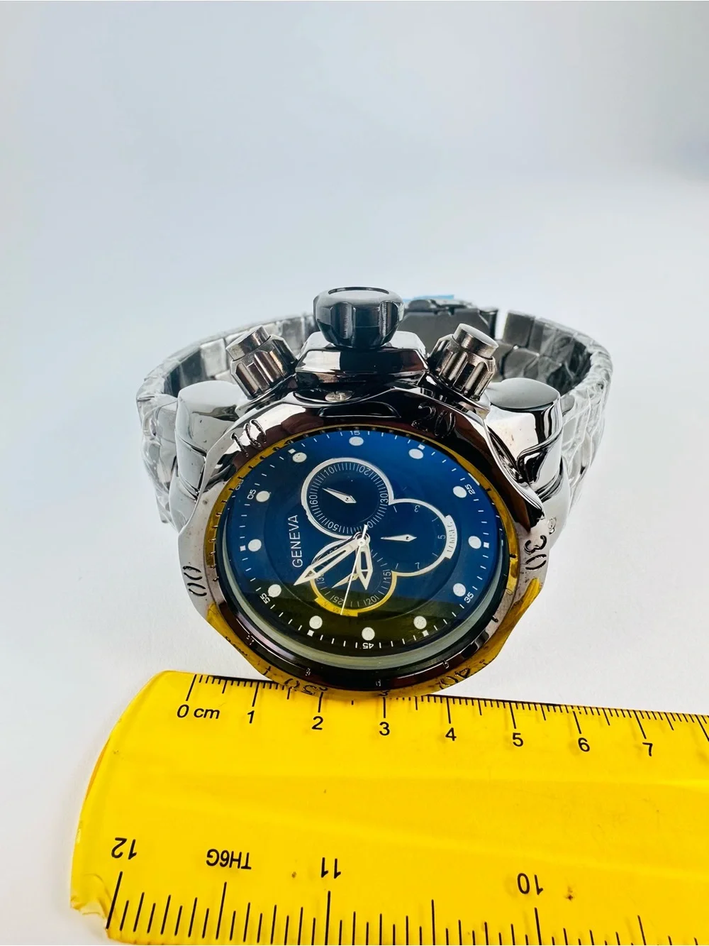Geneva bold monster